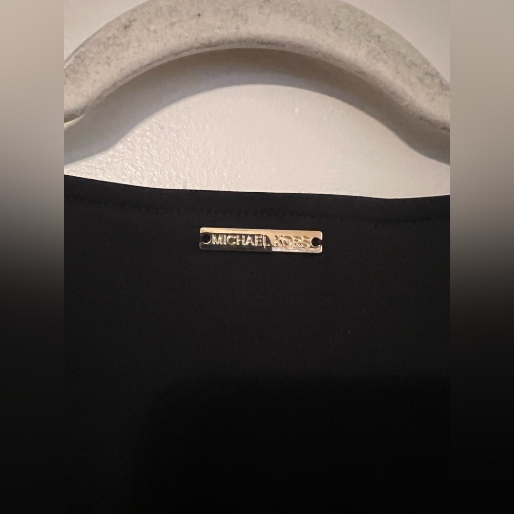 NEW WITH TAG | Women’s Black Michael Kors Sequin Top (Size Small) - Picture 4 of 6
